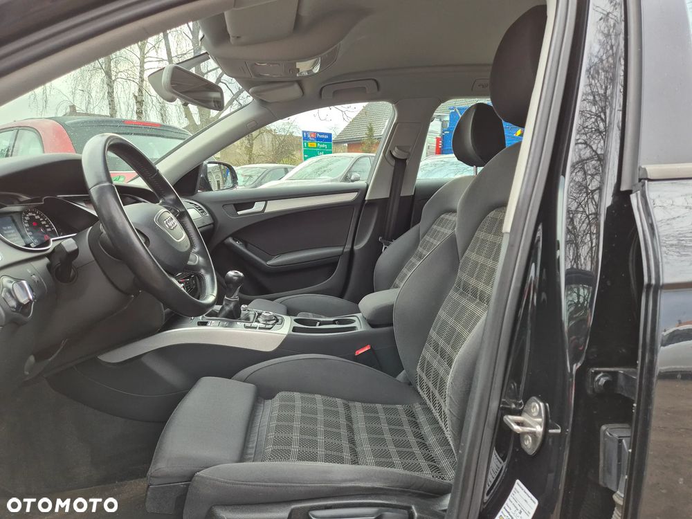 Audi A4 Avant 2.0 TDI DPF Ambiente - 18