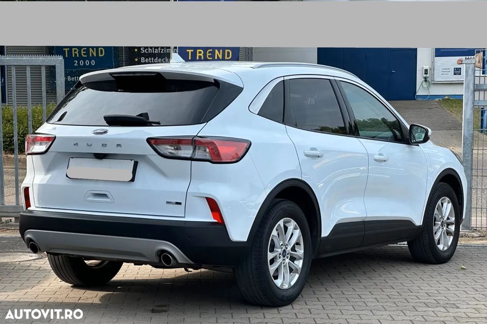 Ford Kuga 2.0 EcoBlue mHEV FWD Titanium - 8