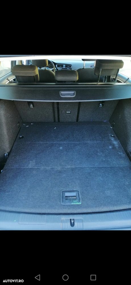 Volkswagen Golf - 10