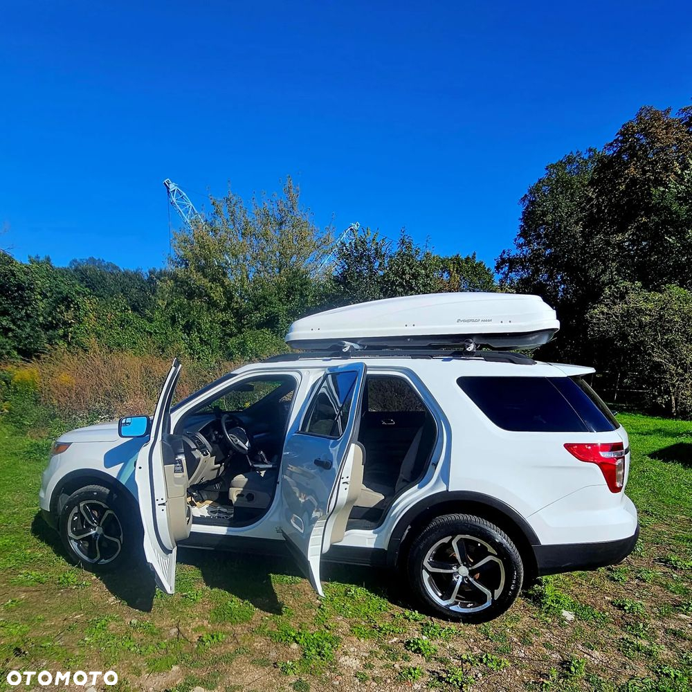 Ford Explorer - 12