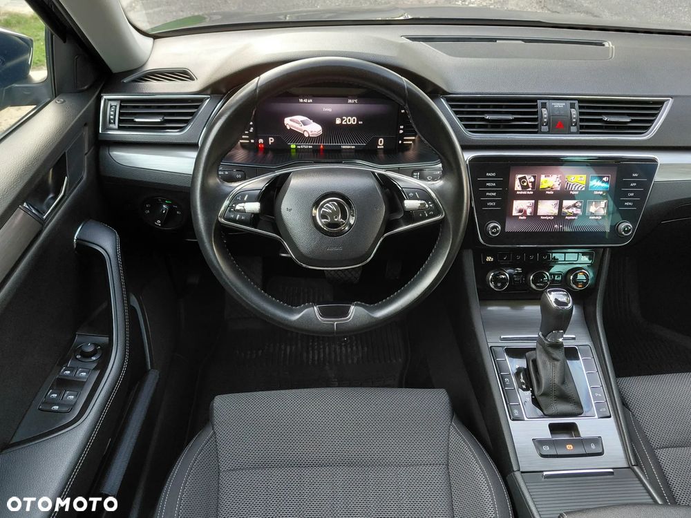 Skoda Superb 2.0 TDI SCR 4x4 Style DSG - 6