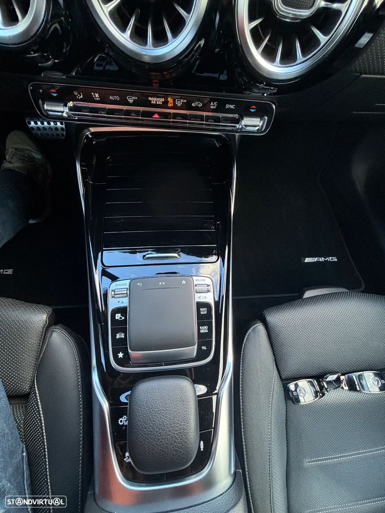 Mercedes-Benz CLA 35 AMG Shooting Brake 4Matic - 33