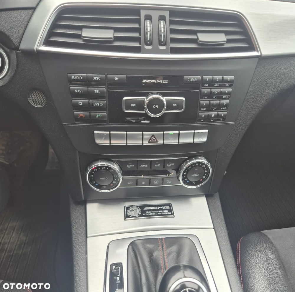 Mercedes-Benz Klasa C 350 (BlueEFFICIENCY) 7G-TRONIC Avantgarde - 14