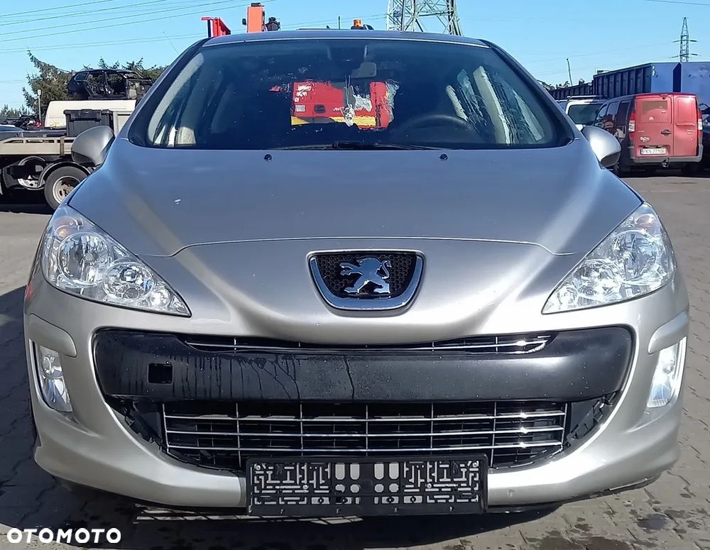 Peugeot 308 1,6 16V części maska klapa drzwi błotnik zderzak kod lakieru ETSC lampa reflelektor felgi wyposażnie wnętrza silnik 5FW / 5FS skrzynia biegów BVM5 - 3