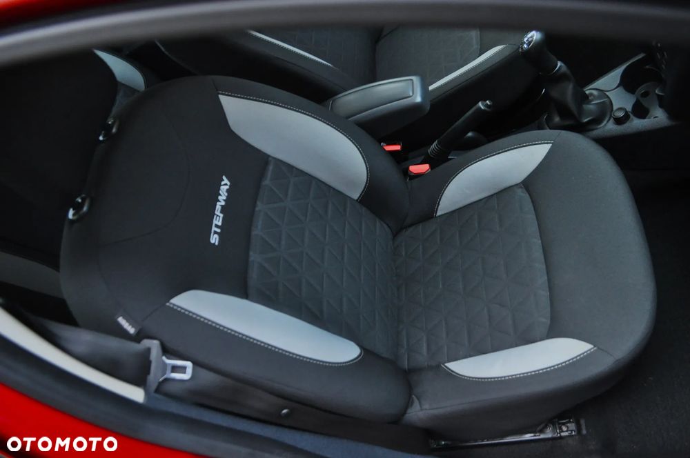 Dacia Sandero Stepway TCe 90 Prestige - 29