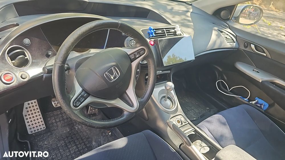 Honda Civic 1.8 SOHC i-VTEC MT Executive - 7