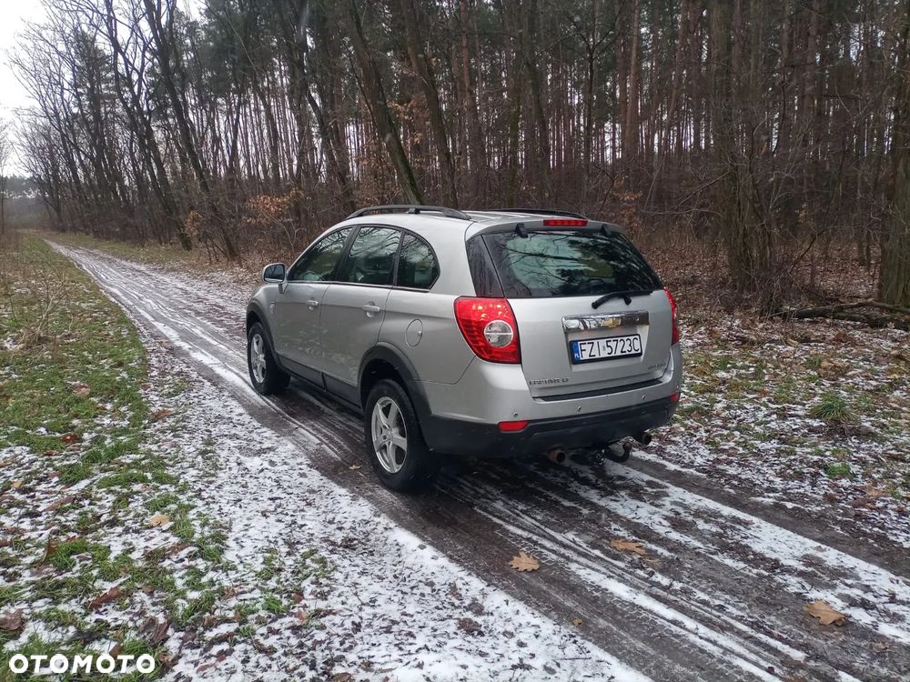 Chevrolet Captiva 2.4 2WD 7 Sitzer LS - 6