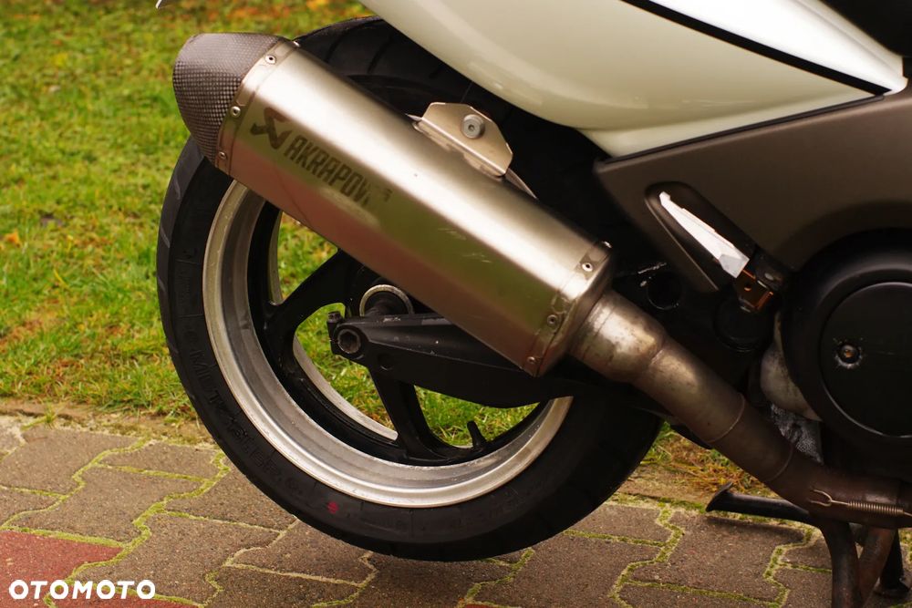 Yamaha Tmax - 11