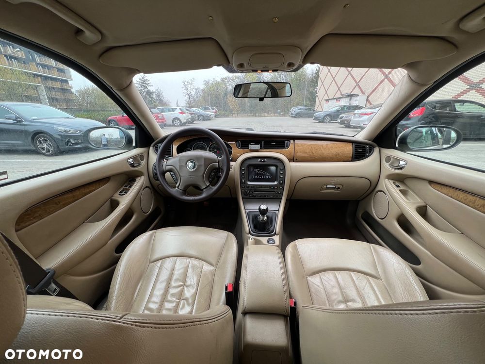Jaguar X-Type 2.0 Executive - 7