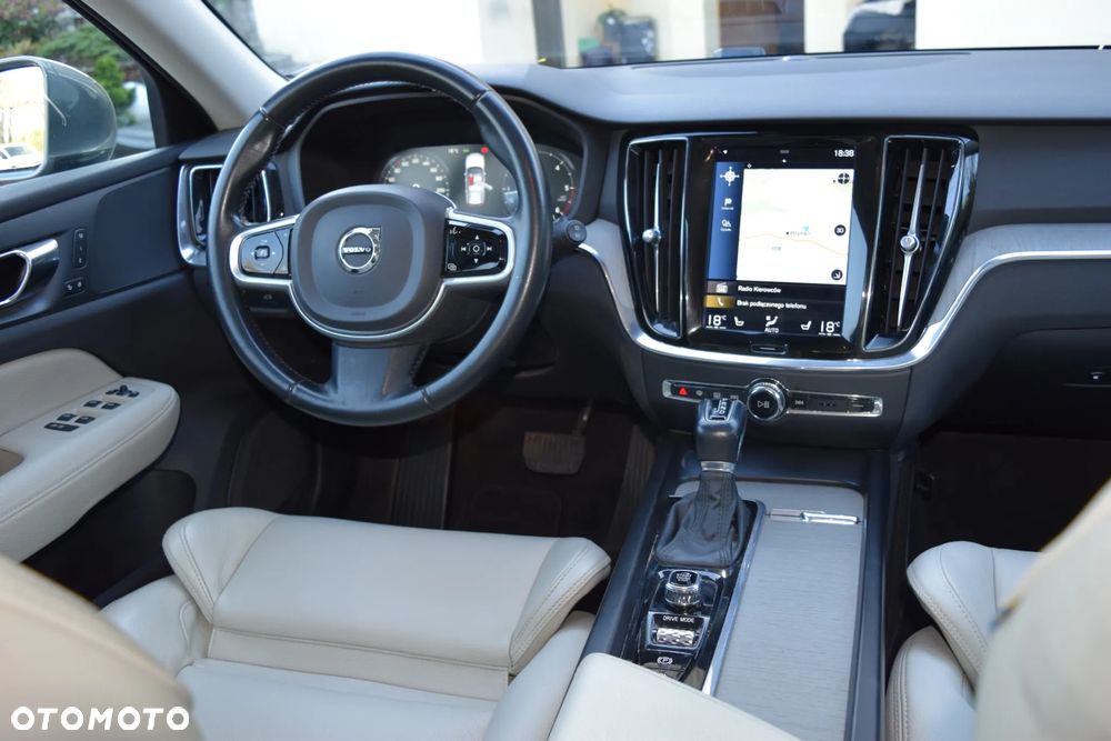 Volvo V60 D4 Drive-E Summum - 12