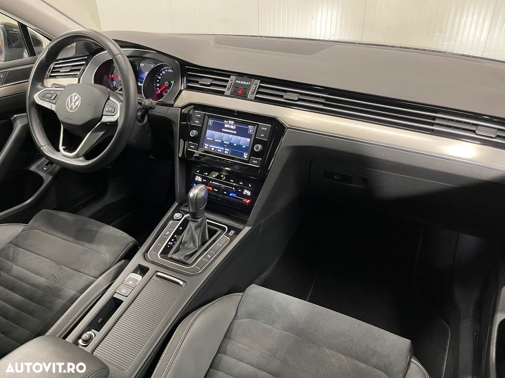Volkswagen Passat 2.0 TDI DSG Highline - 8