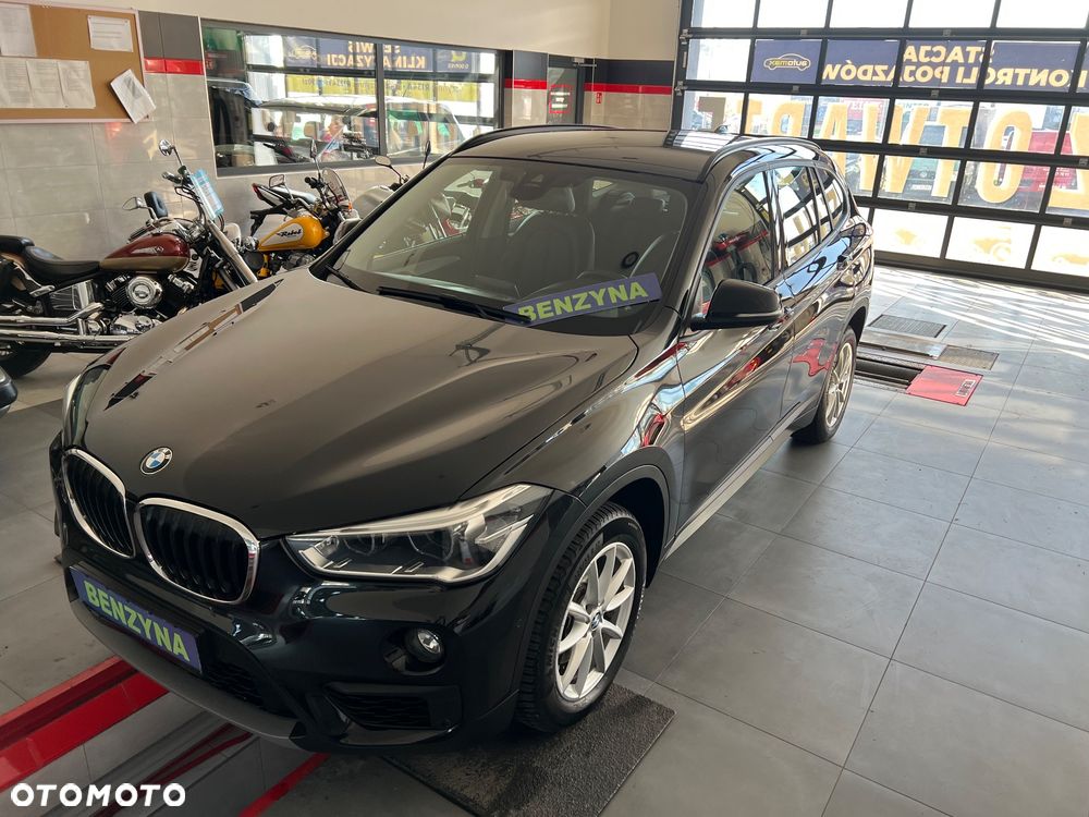 BMW X1 sDrive18i Business Edition - 2