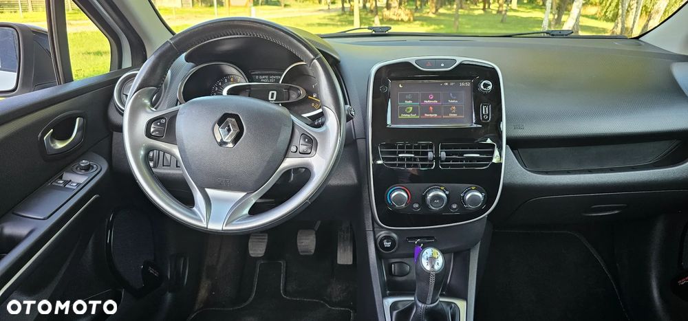 Renault Clio 1.2 16V 75 LIMITED - 27