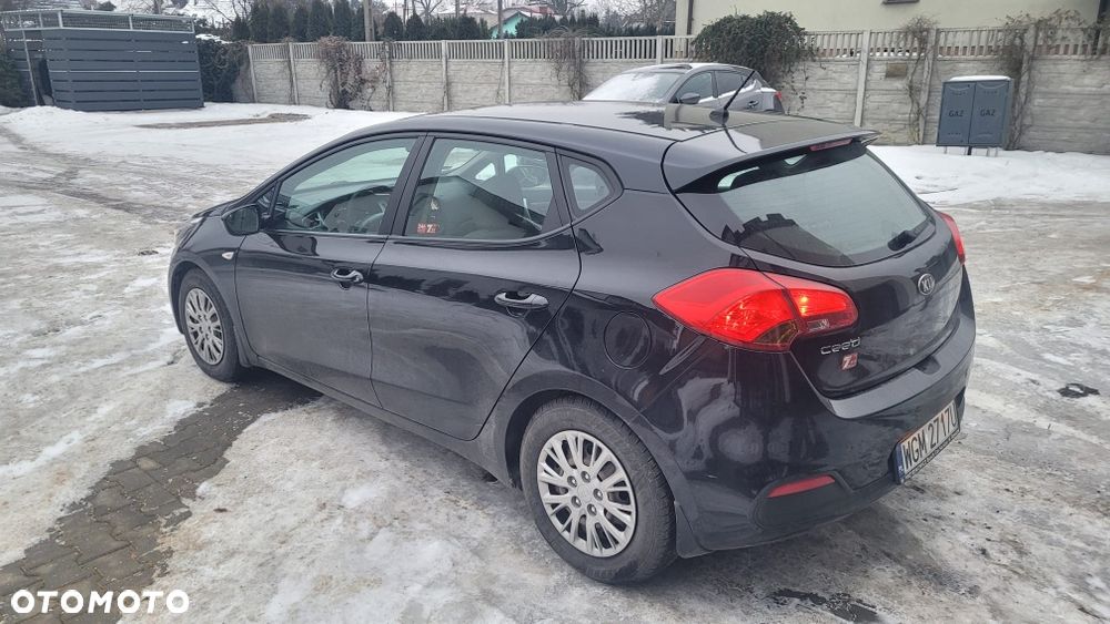 Kia Ceed - 7