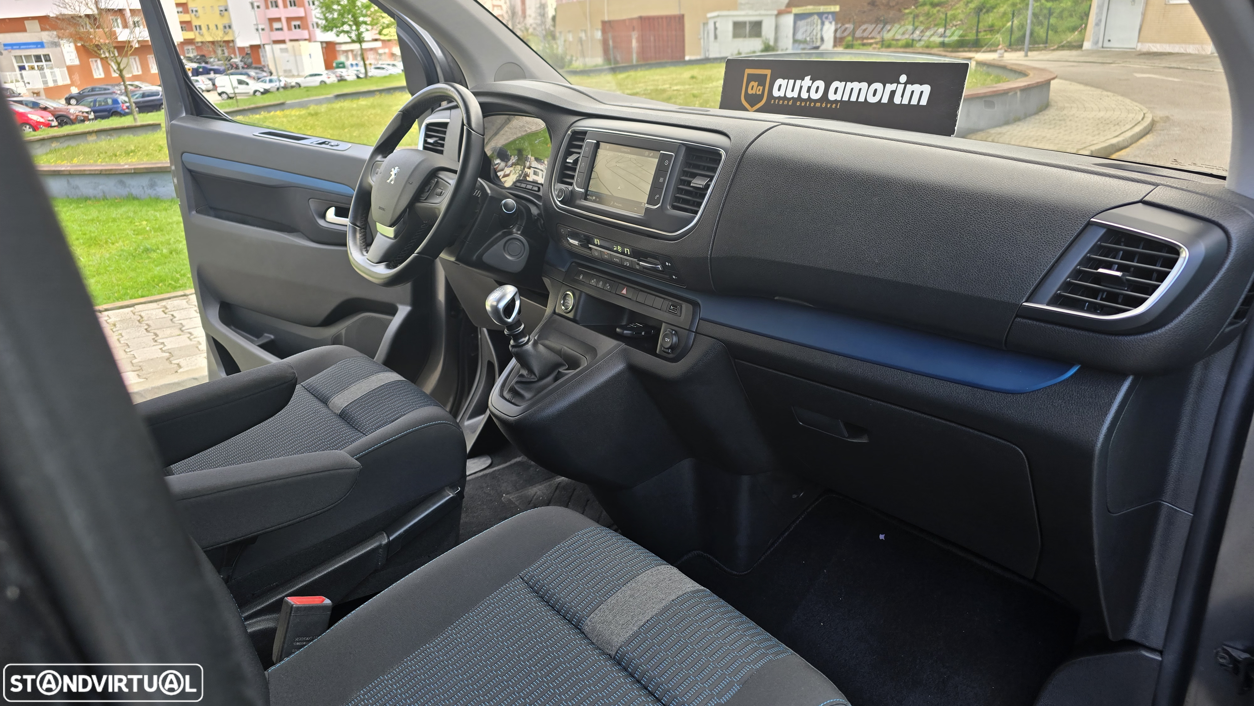 Peugeot Traveller 1.5 BlueHDi L3H1 Allure Long - 16