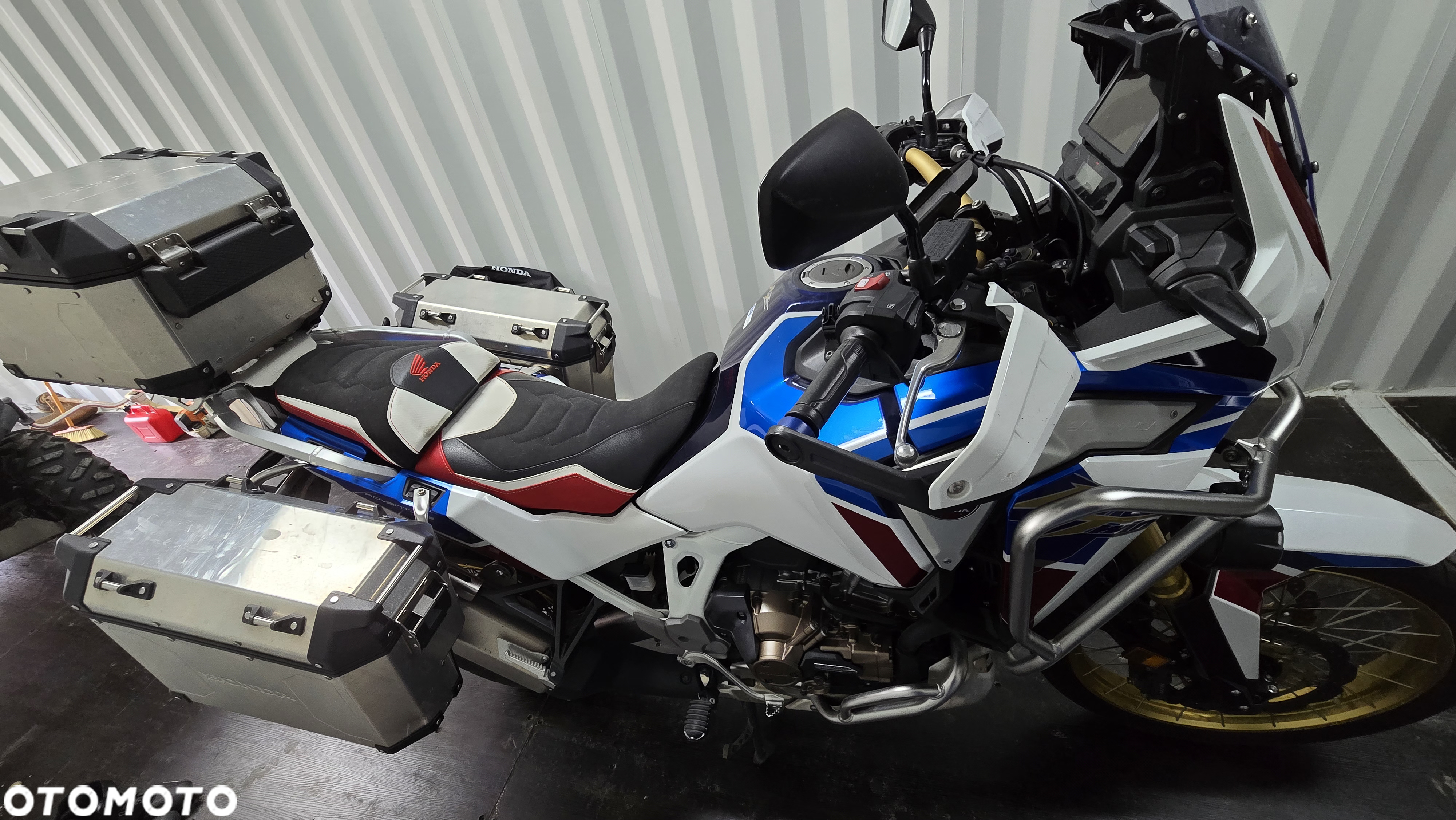 Honda CRF - 8