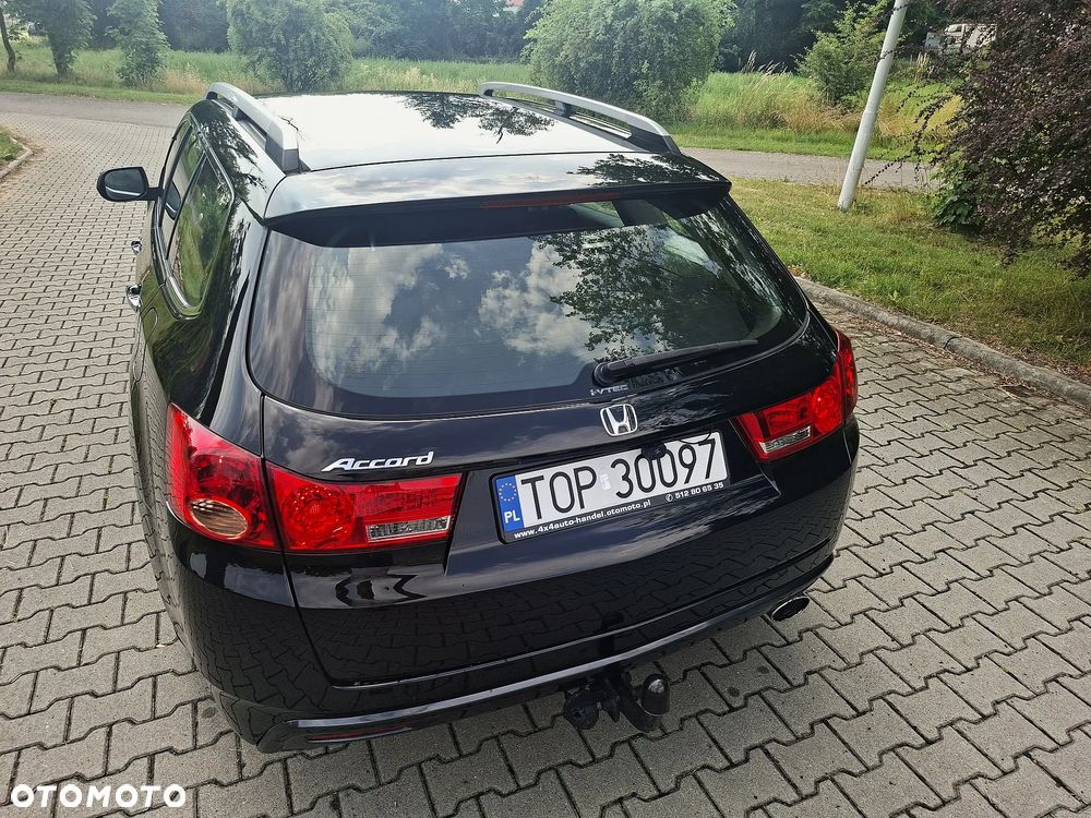 Honda Accord - 4