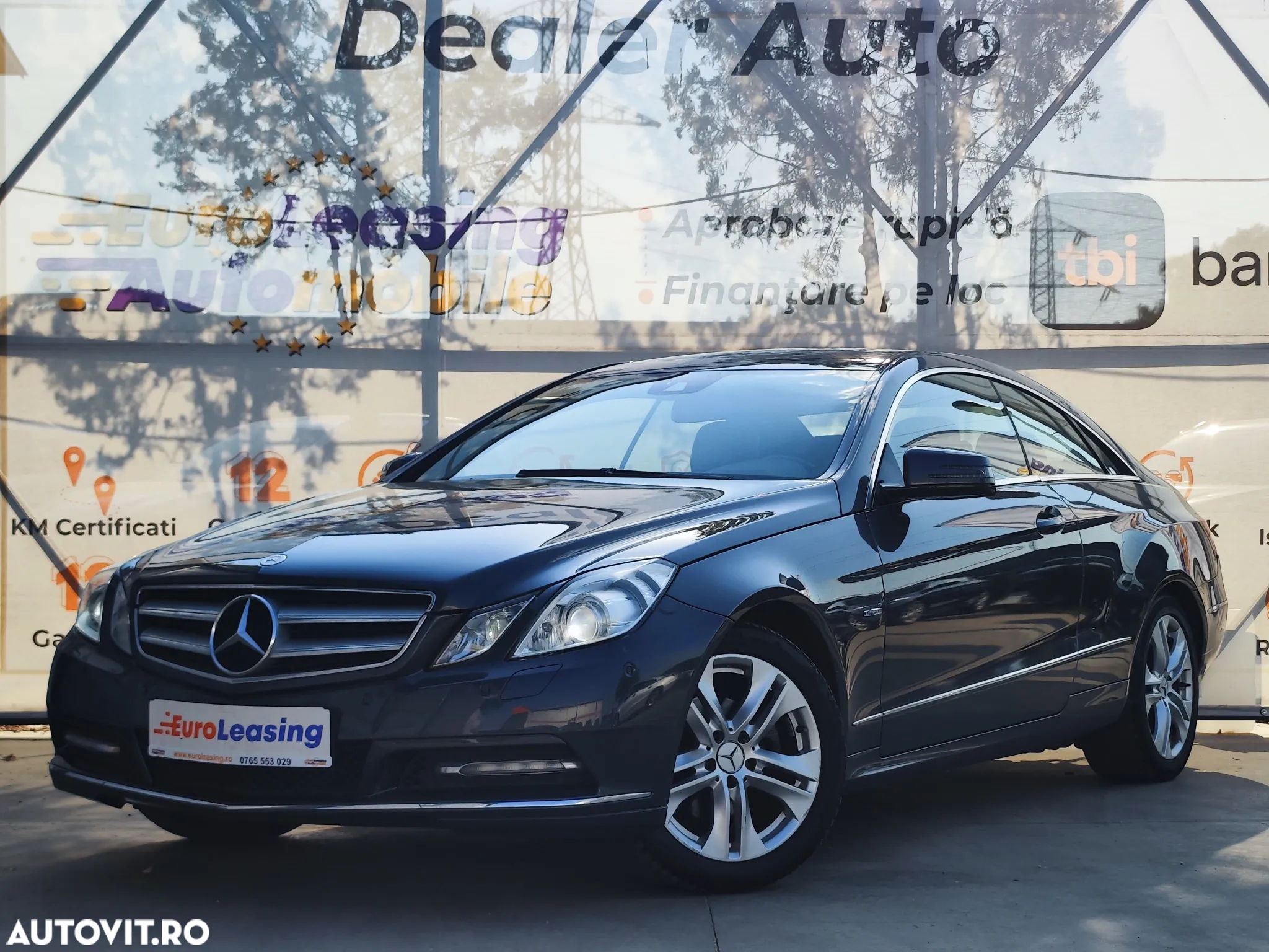 Mercedes-Benz E 220 CDI DPF Coupe BlueEFFICIENCY 7G-TRONIC Avantgarde - 2