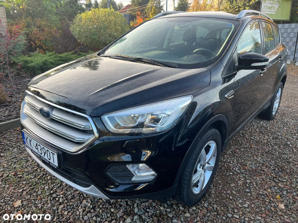 Ford Kuga - 1