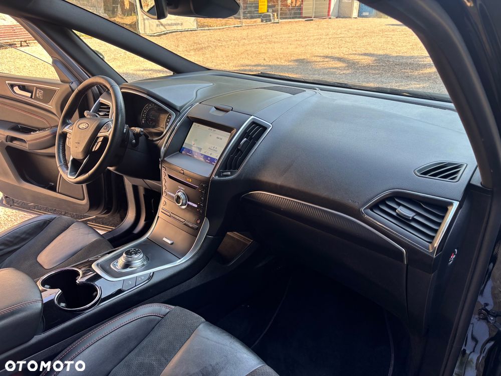 Ford S-Max 2.0 TDCi ST-Line PowerShift - 32
