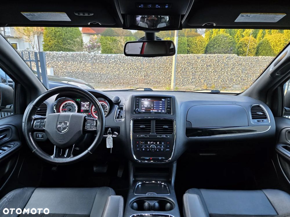 Dodge Grand Caravan 3.6 R/T - 5