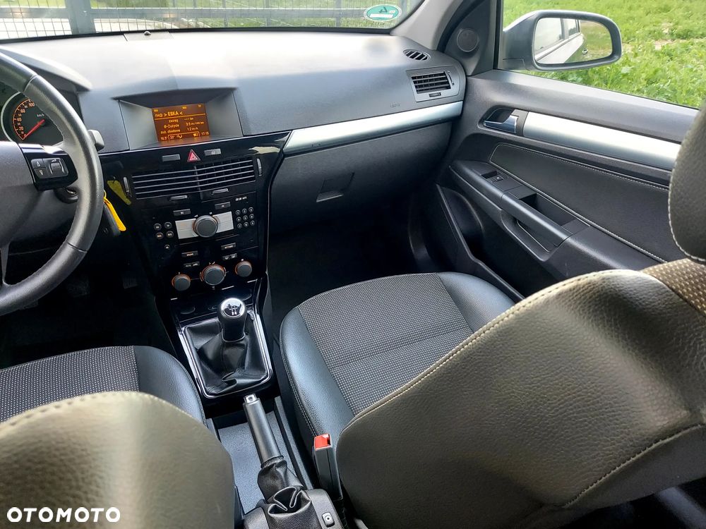 Opel Astra 1.8 Edition - 31