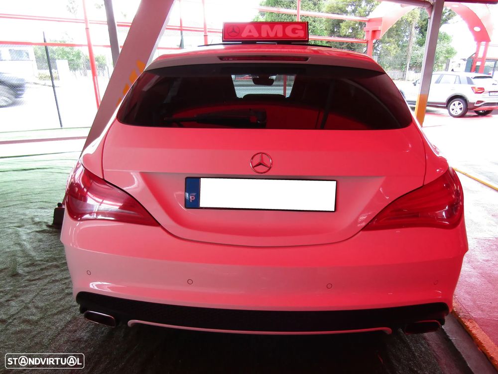 Mercedes-Benz CLA 200 d 7G-DCT AMG Line - 4