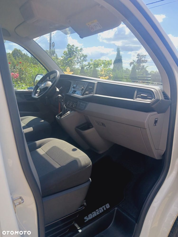 Volkswagen Transporter - 8