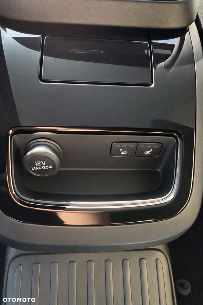 Volvo S60 T8 Twin Engine AWD Geartronic RDesign - 24