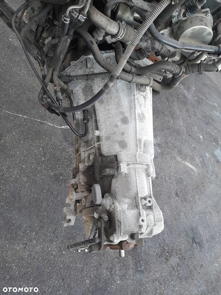 Skrzynia biegów Volkswagen Crafter 2.0 TDI !! 9062606800 !!