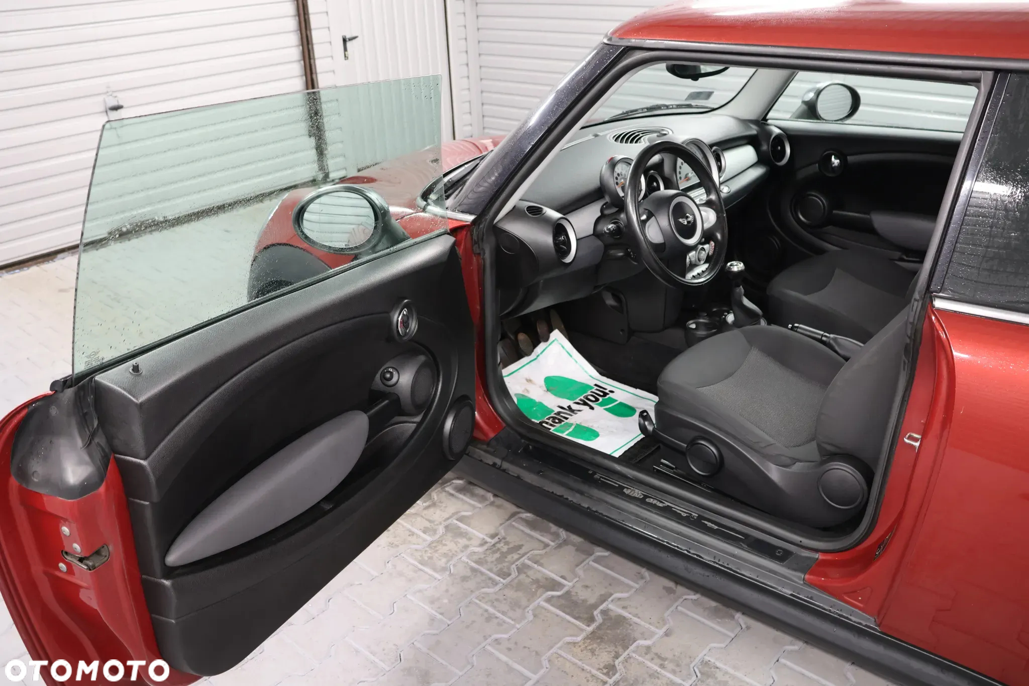 MINI ONE Standard - 8