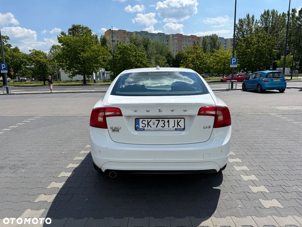 Volvo S60 D3 Drive-E Momentum - 5