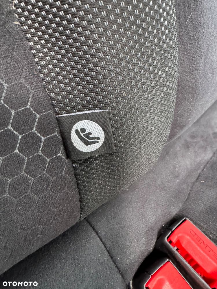 Nissan Juke 1.5 dCi Tekna S&S - 32
