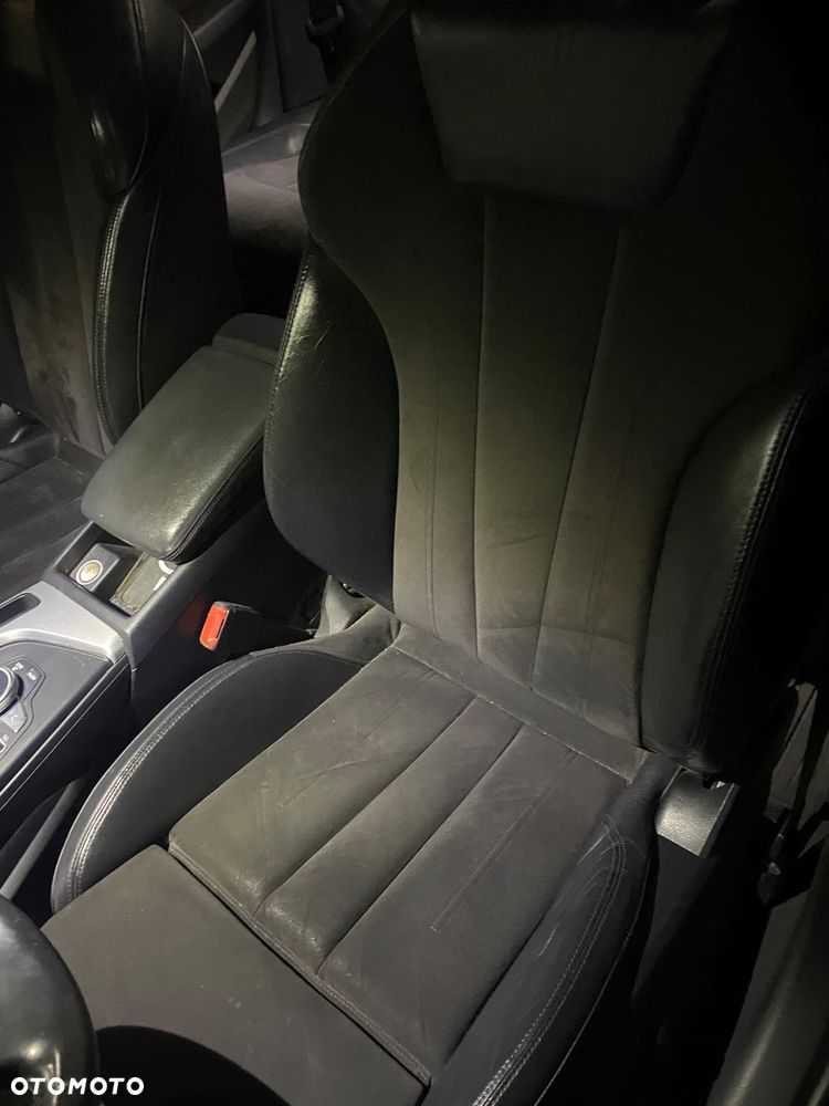 Audi A4 Avant 2.0 TDI - 25