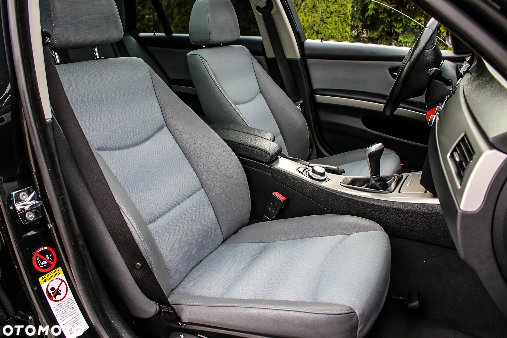 BMW Seria 3 320d - 23