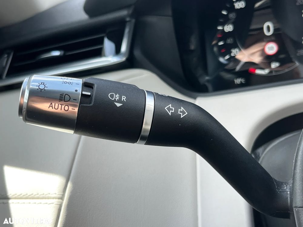 Land Rover Range Rover Velar - 17