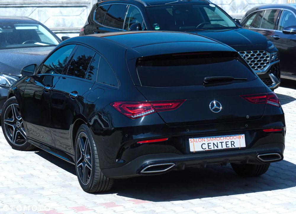 Mercedes-Benz CLA 180 7G-DCT AMG Line - 32
