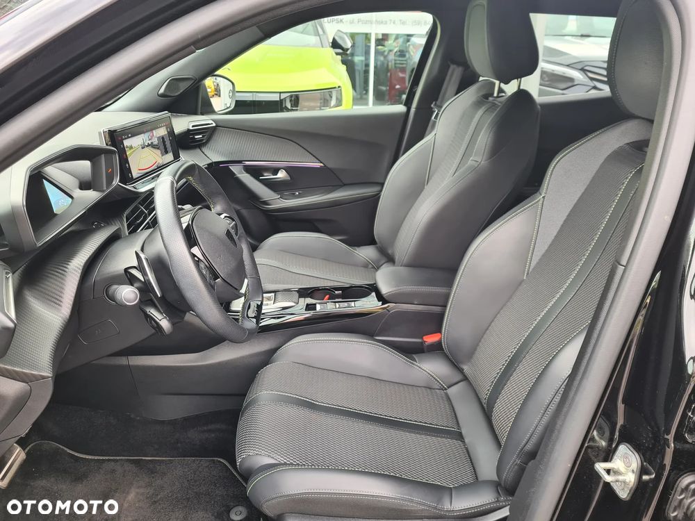 Peugeot 2008 1.2 PureTech GT S&S EAT8 - 11