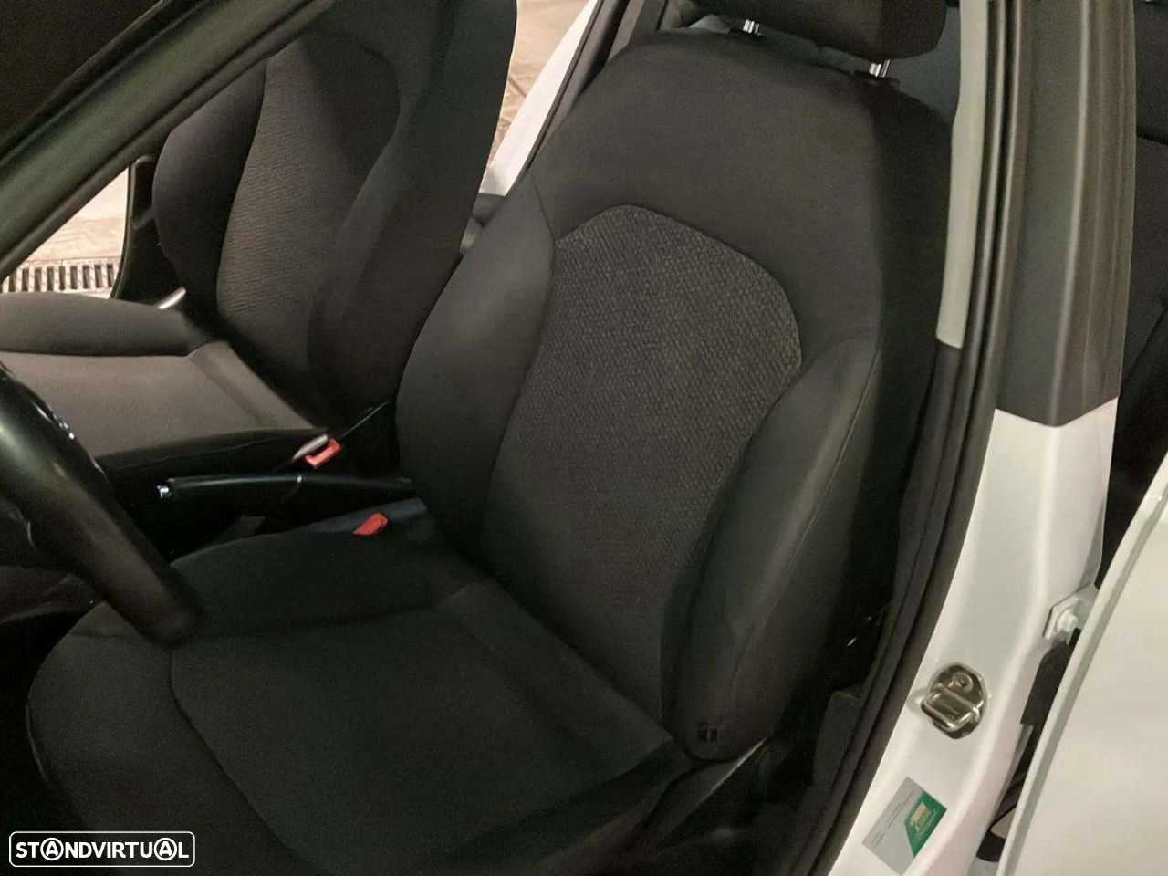 Audi A1 Sportback 1.6 TDI S-line - 12