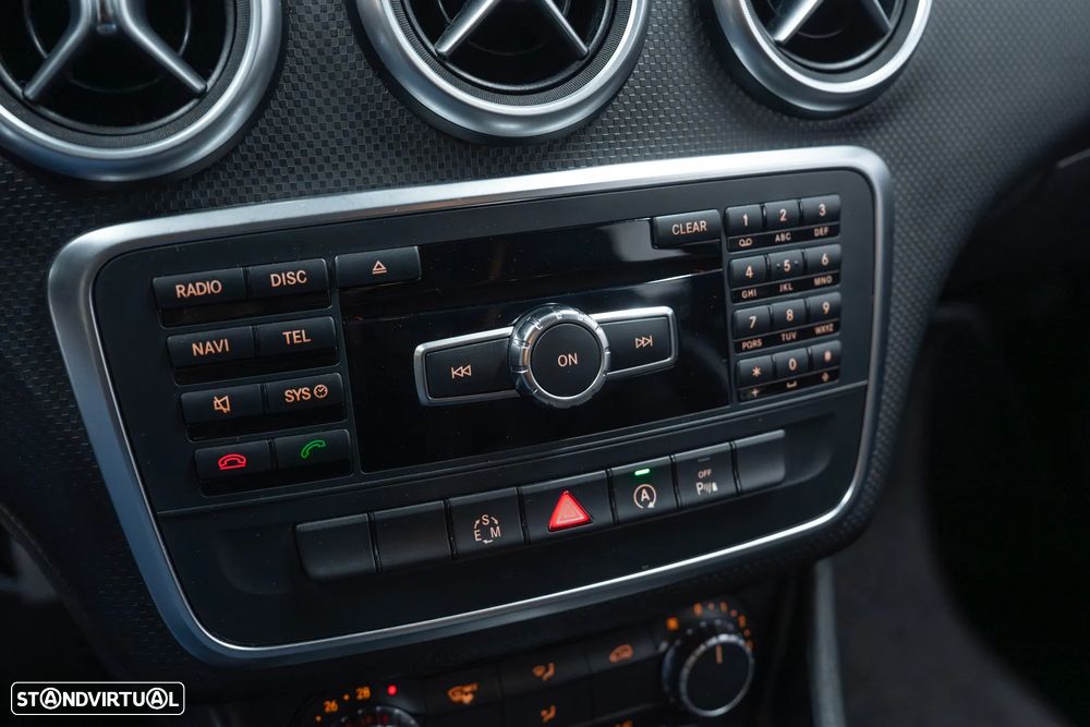 Mercedes-Benz A 180 d Aut. - 33