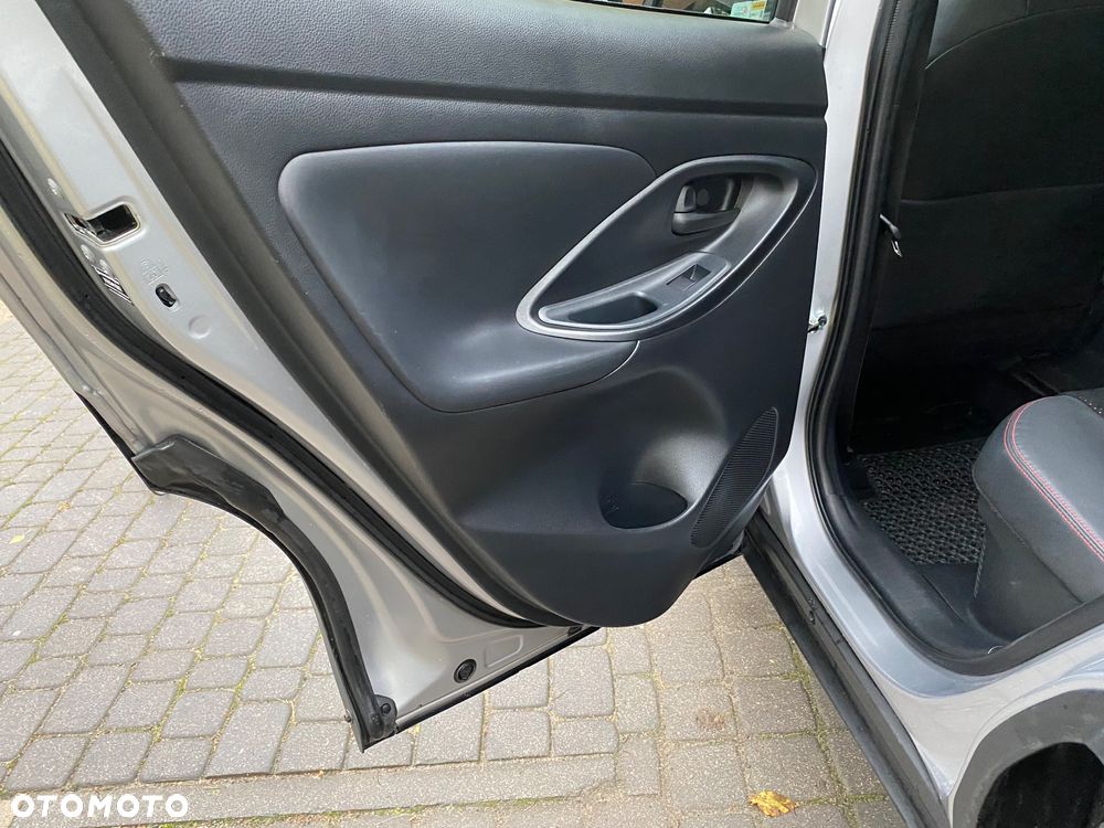 Toyota Yaris Cross - 25