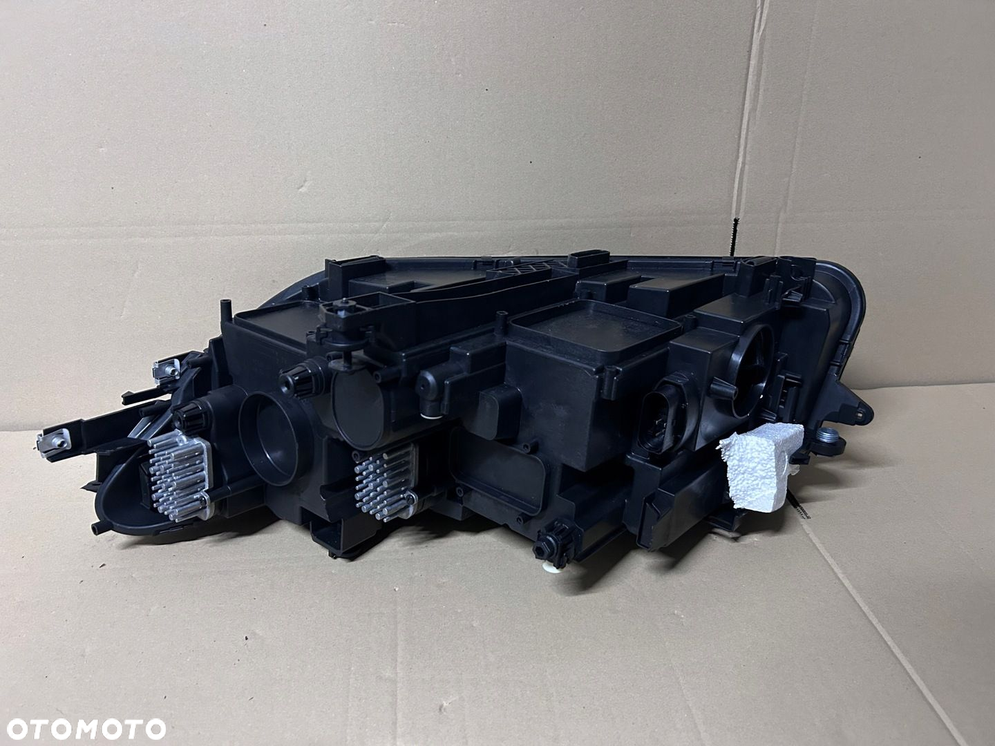 LAMPA PRAWA VW TIGUAN II LIFT FULL LED MATRIX IQ LIGHT 5NB941082H 2020- - 8