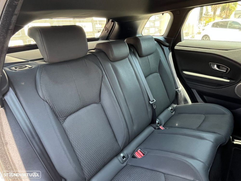Land Rover Range Rover Evoque 2.0 TD4 SE Auto - 46