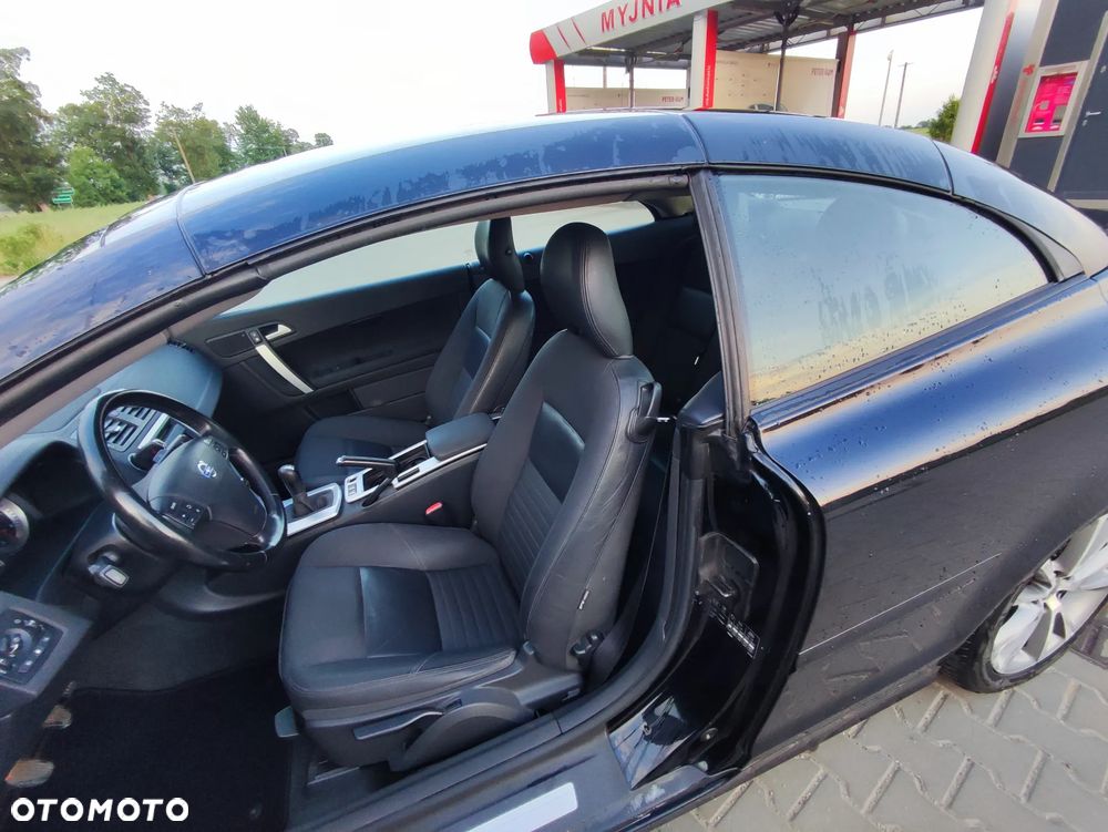 Volvo C70 D3 Momentum - 36