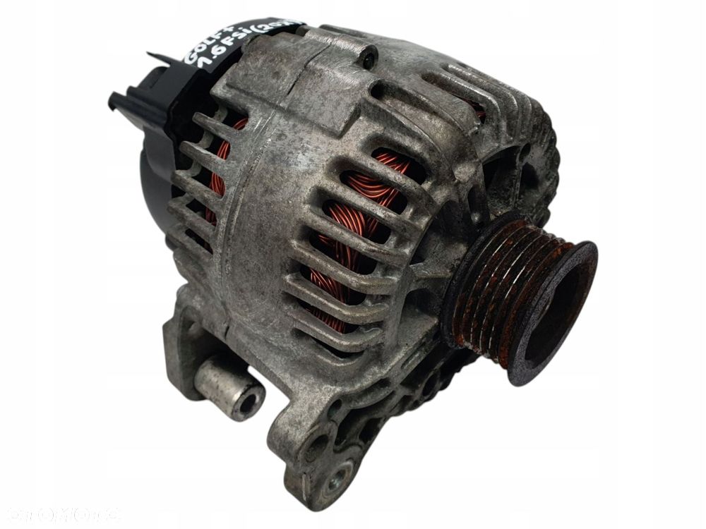 ALTERNATOR VW Golf V Plus Audi A3 II 8P 1.6 FSI Valeo 03C903023 110A - 1