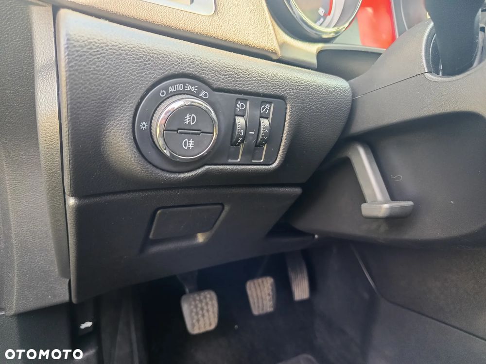 Opel Astra - 24