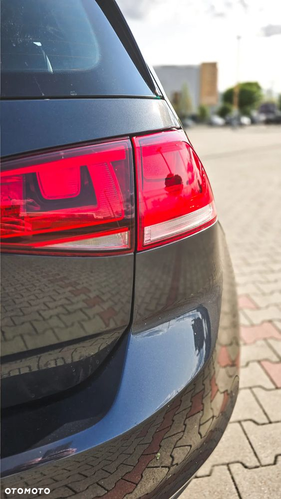 Volkswagen Golf - 29