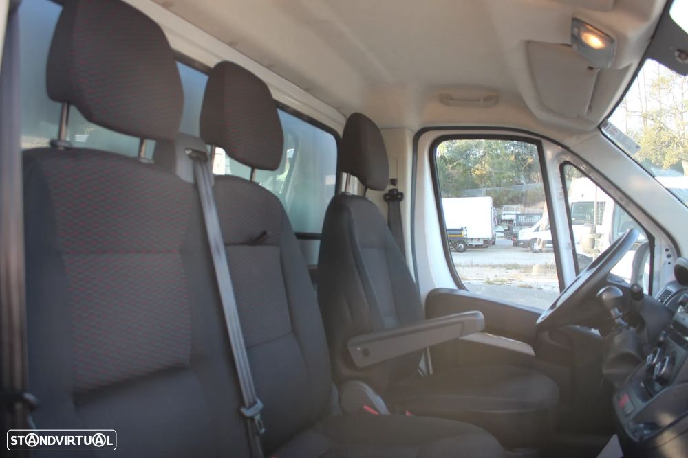 Peugeot Boxer 2.2 BlueHdi // CONTENTOR // 165 CV - 9