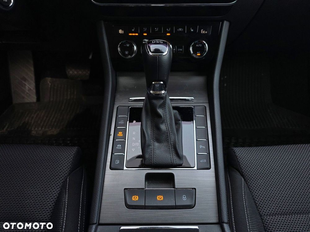 Skoda Superb 1.4 TSI Plug-In Hybrid Style DSG - 27