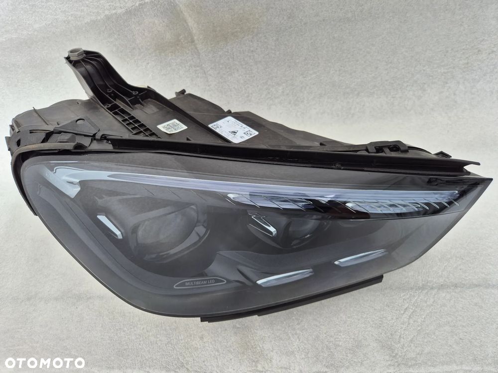 Lampa prawa Mercedes GLE W167 A1679068409 - 1